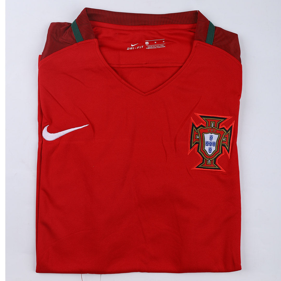 Camiseta clásica de local de Portugal 2016