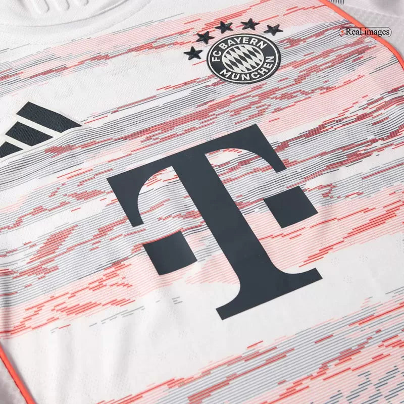 Camiseta de fútbol visitante del Bayern Múnich 2025/26 (versión jugador)