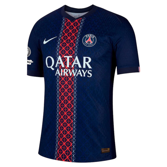 Camiseta de local del PSG 2025-26, versión jugador, con insignia de la Champions League y del 10.º aniversario de la Fundación UEFA