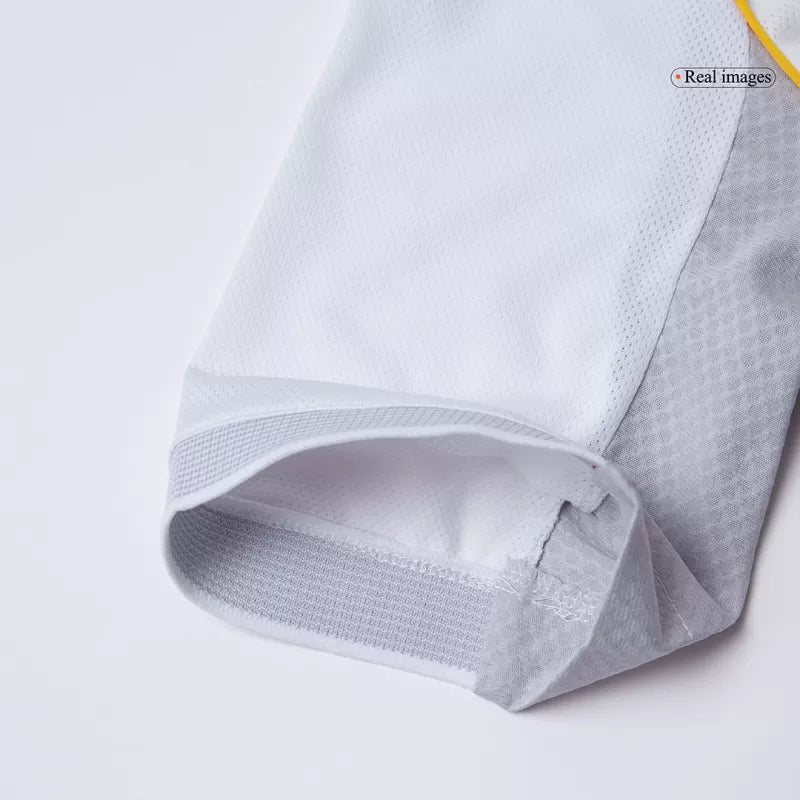 Player Version Real Madrid Home Soccer Jersey Kit (Jacket+Pants) 2025/26 - Slim Fit